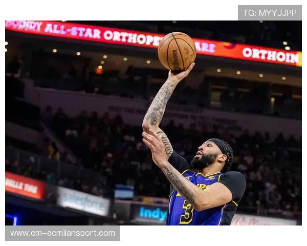 戴维斯保护框架完美,洛杉矶接近胜利