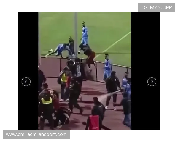 五人制足球爆发斗殴：两队全被罚下