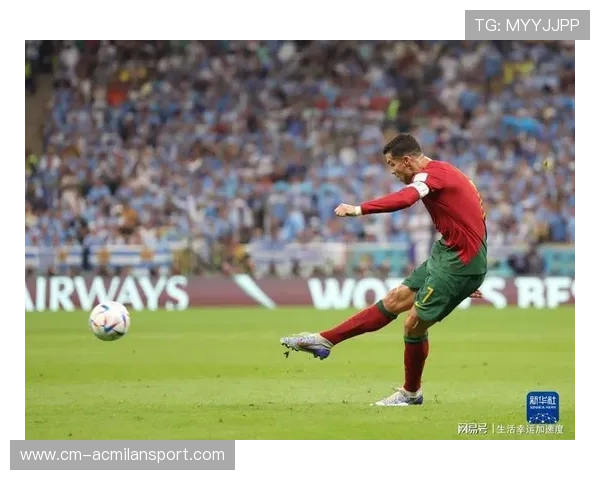 C罗插上抢断瞬间打出反击，葡萄牙前场节奏全面提速